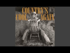 Country Rockstar, Lainey Wilson, says "Country's Cool Again" | Music Review 3 Lainey Wilson Review 3